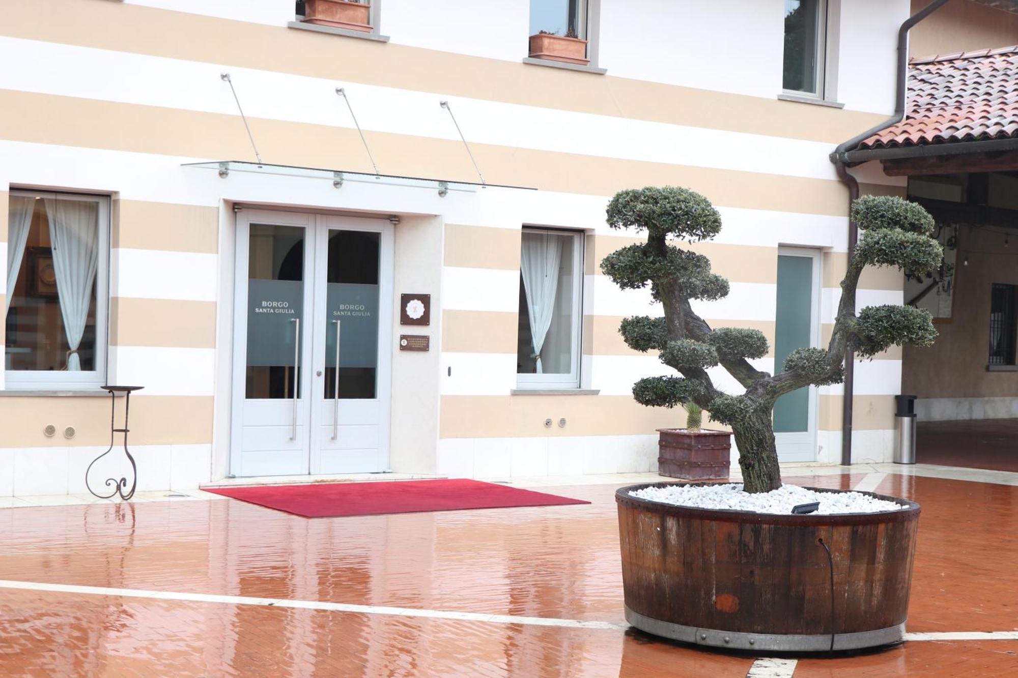 Vila Borgo Santa Giulia Corte Franca Exteriér fotografie